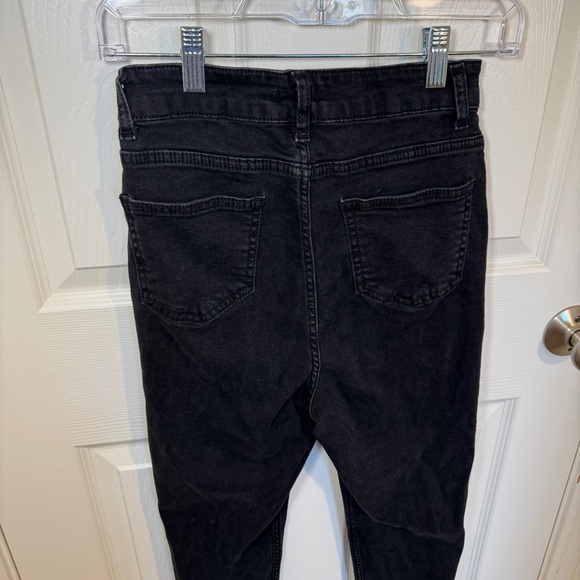 Black Nasty Gal Skinny Jeans - Picture 6 of 9